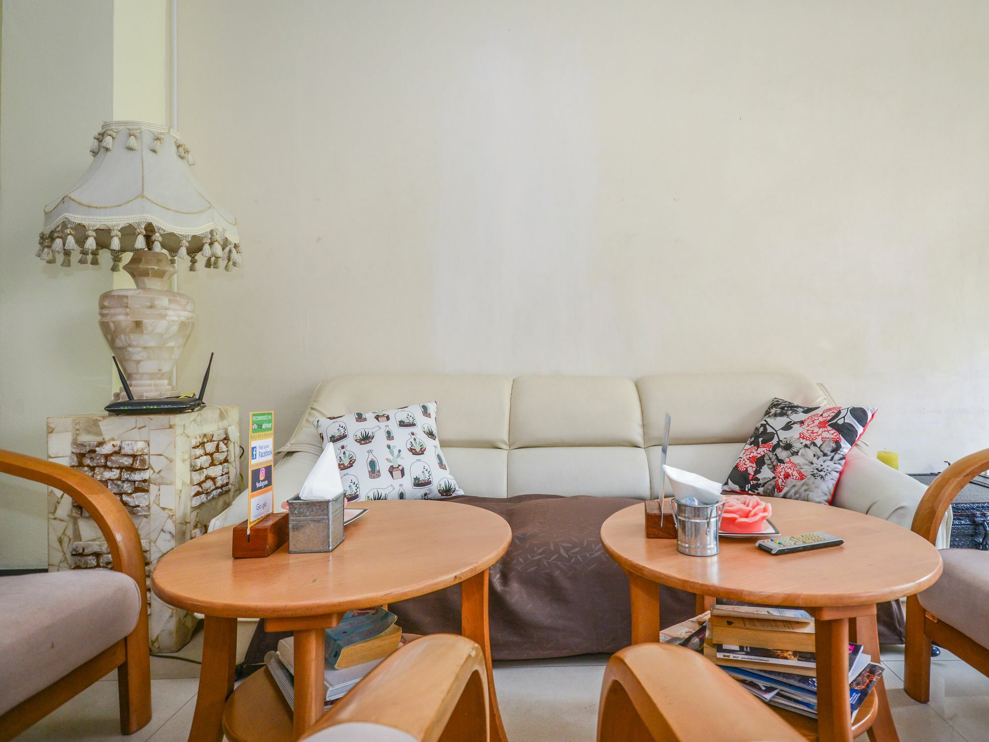 Enjoy'S Beach House & Cafe' Ban Karon Zewnętrze zdjęcie