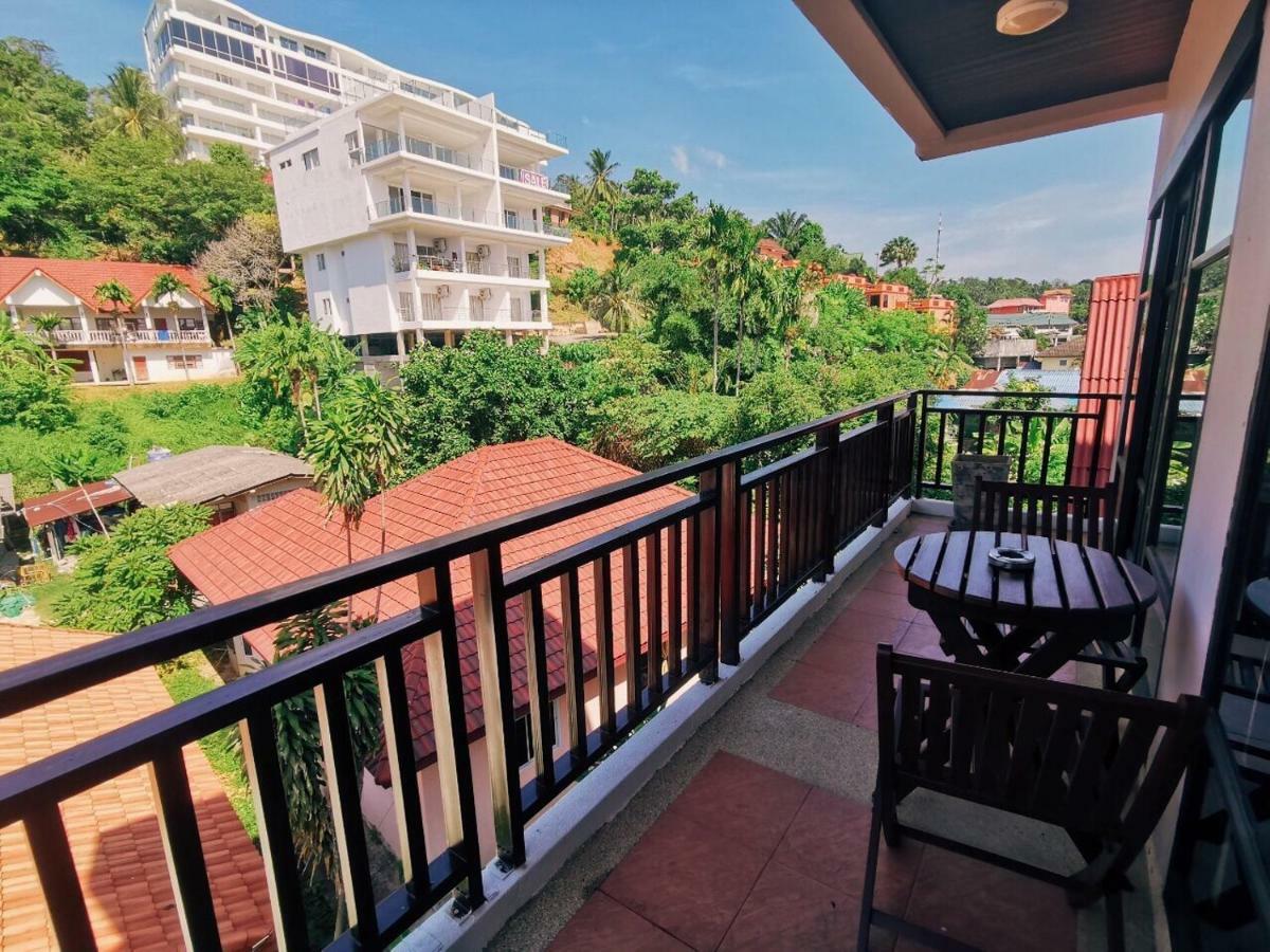 Enjoy'S Beach House & Cafe' Ban Karon Zewnętrze zdjęcie